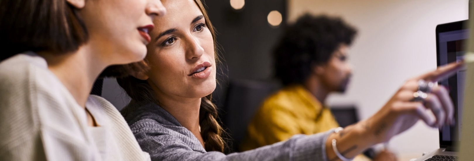 Absicherung im Krankheitsfall, Mutterschutz und Insolvenz