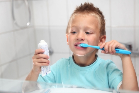 Zahnpflege bei Kindern und Jugendlichen